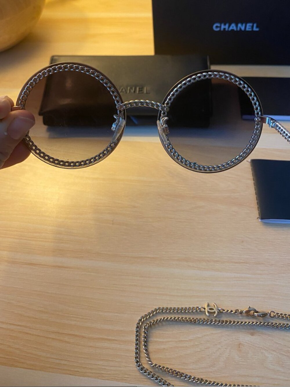 CHANEL Sunglasses with Gold Chain - Picture 8 of 10